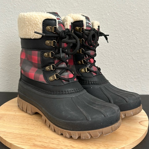 Cougar Waterproof Lace-Up Winter Boots - Carlisle - Picture 2 of 7